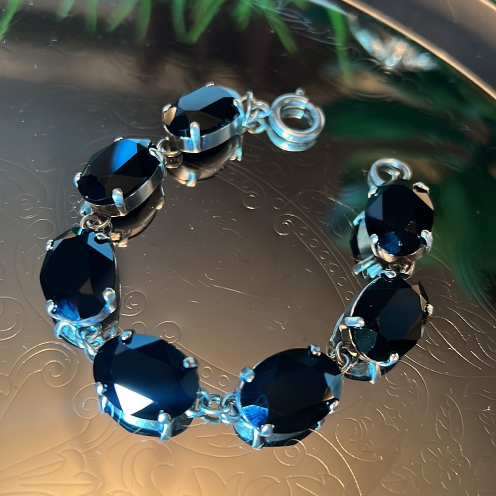 Vintage, LaVie Parisienne, Swarovski Crystal, Silver Bracelet 🍾💕